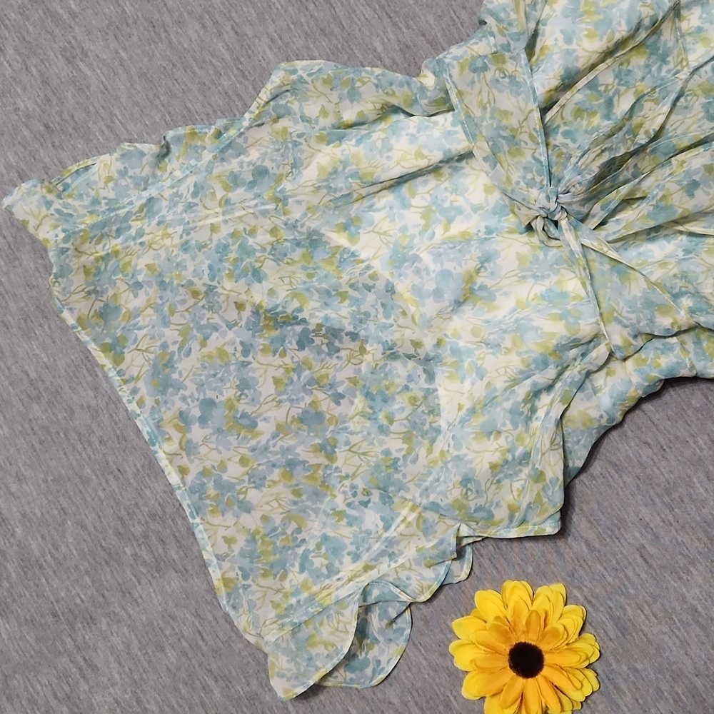 Y2K ANN TAYLOR 100% Silk Sheer Ditsy Floral Ruffled V-Neck Summer Blouse Top - Picture 4 of 15